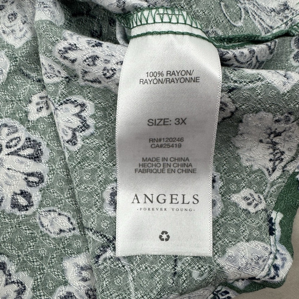 NWT ANGELS Womens Sleeveless V-Neck Tank Top Blouse Shirt Green/Blue Floral - 3X - Picture 9 of 9